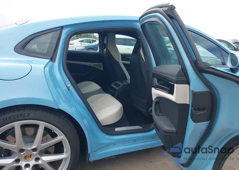 2025 Porsche Panamera E-Hybrid 4 from USA, damaged, VIN WP0AE2YA1SL045772